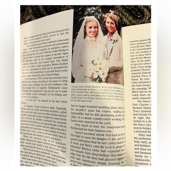 **Great Gift** General Hospital-The Complete Scrapbook-Gary Warner-1995-Used-Vtg - Picture 3 of 16